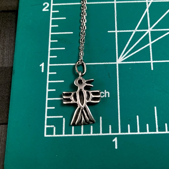 Vintage Native American Sterling Silver Zuni Thunderbird Pendant - Picture 4 of 7